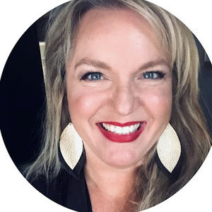 Meet your Posher, Leigh ann